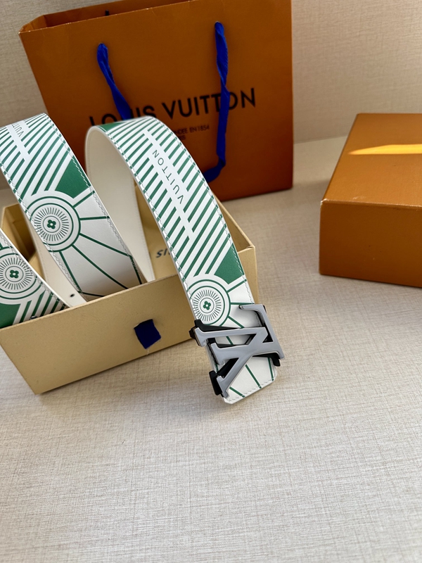 激安ルイヴィトンベルト側面デザイン